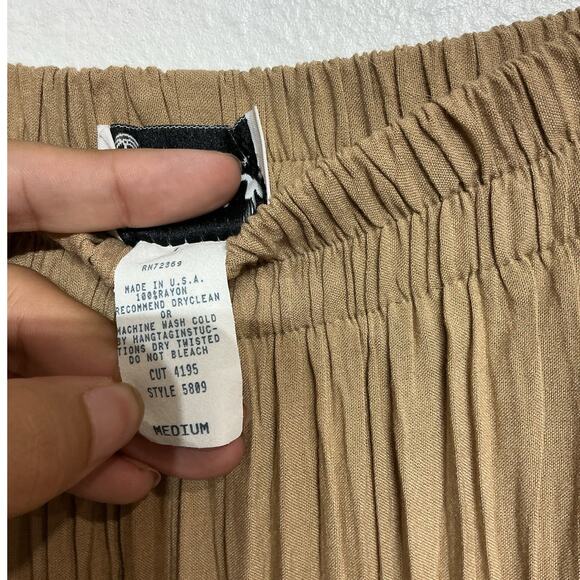 Banjo Tan Vintage Pleated Maxi Skirt Sz M - Picture 6 of 12